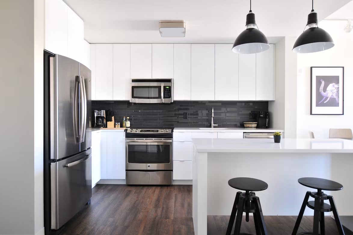 A pristine kitchen