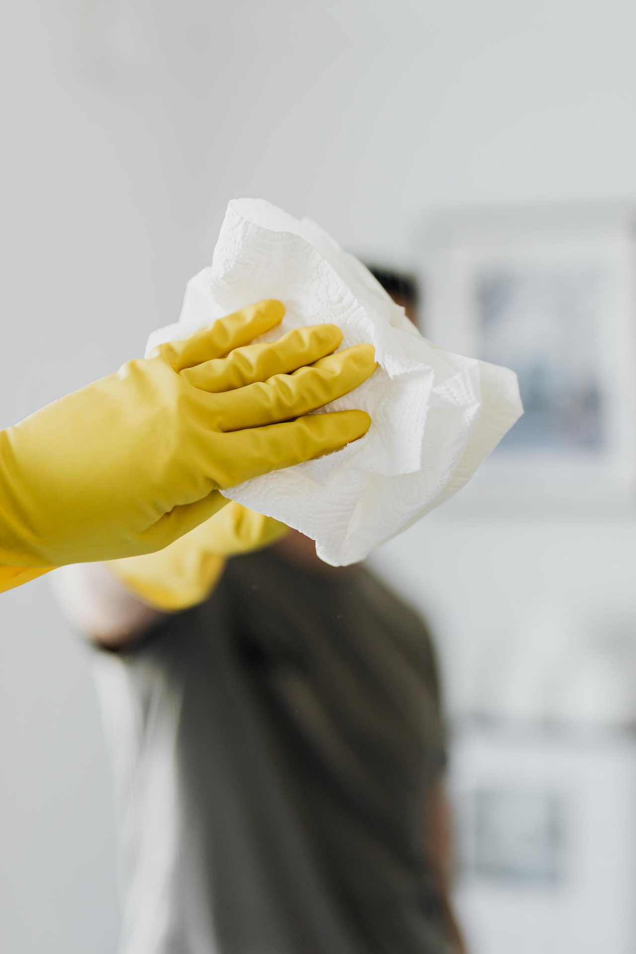 A streak-free mirror after cleaning